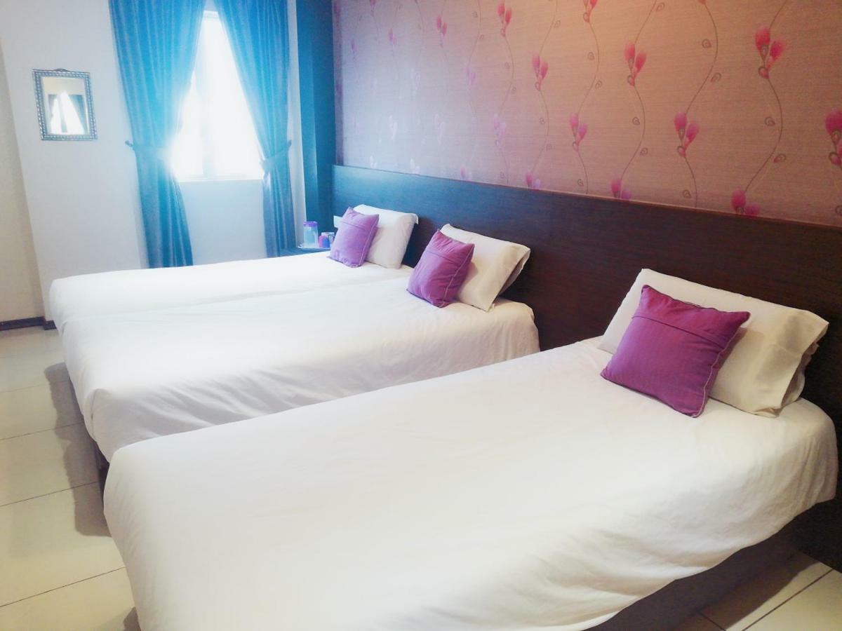 Remember Hotel Bukit Gambir Ngoại thất bức ảnh