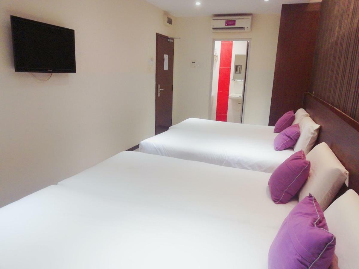 Remember Hotel Bukit Gambir Ngoại thất bức ảnh
